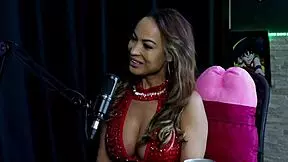 Belinha Baracho swings with Tifany Rocha in outdoor bdsm scene.