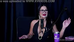 Belinha Baracho swings with Tifany Rocha in outdoor bdsm scene.