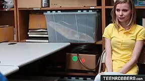 Teen shoplifter enjoys pussy eaten by burglar