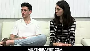 Doctor Kenzie Love Treats Stepsiblings In Therapy Session!