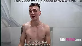 Hážu, že lítostný anal od nevlastních sester je věc v Americe