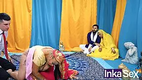 chudai - madrastra india tetona se folla al novio de su hijastra y le dejan el co�o lleno de leche