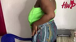 Hey, that african landlady and tenant are really enjoying themselves on 4k,