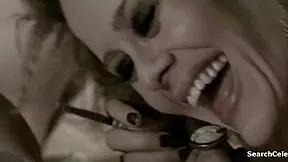 Sarah Paulson and Lindsay Pulsipher in American Horror Story.