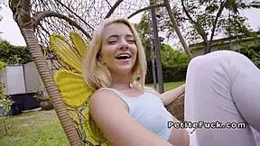 Spinner In Leggings Bangs Huge Dick