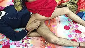 Devar enters room, bhabhi shows big ass