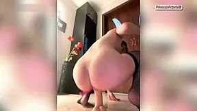 Red-Haired Babe In Fishnet Stockings With Vibrator Squirting