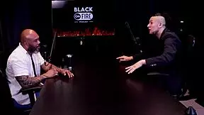 lack of communication in relationships? women exploring more, training two hands - cadu sem folego