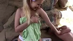 Cute Country Girl Squirts Very Deliciously Real Masturbation - Lil Rose