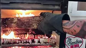 Emmanuelle Une Petite Blonde Lubrique Au Gros Appétit.