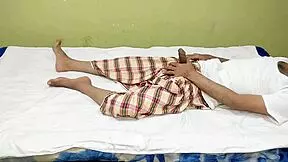 indian desi bahu massaging susar's lund and shaving for chut