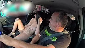 Novinha gravando estreando leva ferro no cu gozada dentro