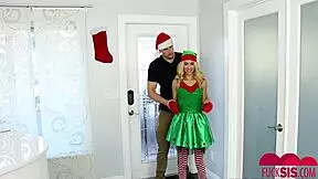 Uma Jolie In Extra Small Elf On The Shelf!