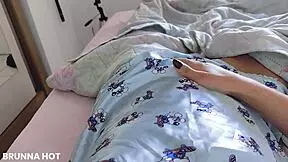 acordei com muito tesao na buceta toquei uma siririca gostosa ate gozar 😍