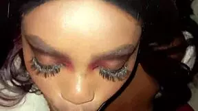 LATINA CALIENTE CON GRANDES TETAS NATURALES SE LA FOLLAn DESPUéS DE SUBIR A LA CASA!