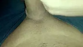 Aku tak boleh berhenti lancap pepek Latina besar dengan kote aku.