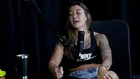 Safada does sensual stripper showing breasts after denying transsexual suggestion and virginity loss