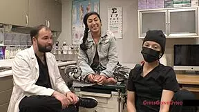 Perverted podiatrist sucks tattooed feet toes