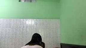 Amateur Girl Feels Sexy During Homemade Workout In Thong