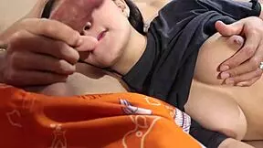 mi sexy hermanastra me mama la polla grande sin manos, le encanta mi lechita