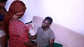 Trojček s hišnico v afriški kraljevini!