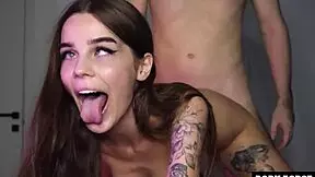 skinny college babe in quick homemade fuck