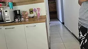 Sexo Arriscado Enquanto Meu Marido Estava No Banho Transei Com Amigo Dele Quase Fomos Pego