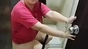 Vohunil pastorko, zdaj jebem njeno veliko ritko?