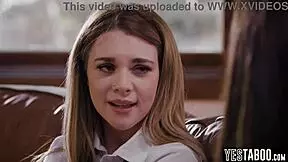 big boobs cheerleader seduces petite hairy classmate with tribbing and fingering 😘