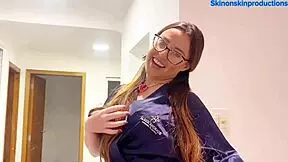 Pedi com jeitinho e comi um cuzinho virgem a gostosa gemeu alto com pau no cu completo no sheer