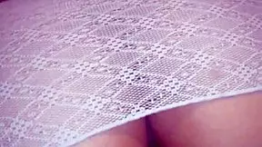 Putita Calenturienta En Bata Dando Coño