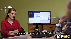 Isabella shaves her pussy to fuck for a big loan in casting.