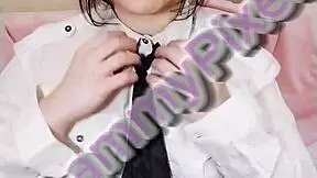 Lammy Pixel dresses sexy for school, dreaming of sex, but messes up her outfit