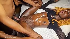 slim waist sarah gets massaged and banged by big dick lover