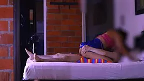 la hermanastra y el mejor amigo compartieron una sonrisa c�mplice en la sala de estar, leading to young hardcore creampie cheating