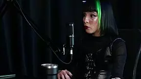 Carol RHCP lost virginity in mother's bed after school video leaked.