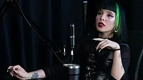 Carol RHCP lost virginity in mother's bed after school video leaked.