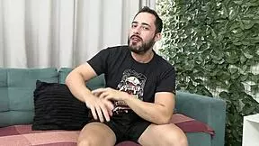 A estreante dessa vez foi a Tiffany Carioca em minha primeira vez fudendo na telinha.