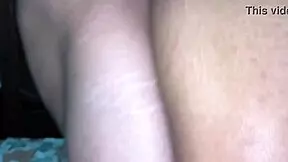 tengo sexo com la amiga de mi novia a ver que eslla sale de copra