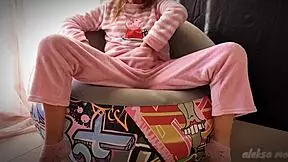 Skinny teen masturbates her pussy and squirts.