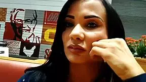 Marquei com Boy do App no Shopping mas Rolou no Carro