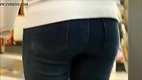 Check out this teen's ass in tight jeans on hidden cam.