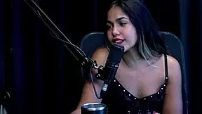 Gaby Oliveira starts creating couple content without prior anal sex recording experience. Difference exists between producer filming and hardcore sessions on Sheer Red.