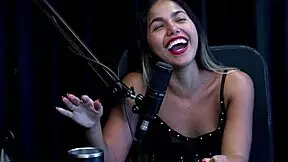 Gaby Oliveira starts creating couple content without prior anal sex recording experience. Difference exists between producer filming and hardcore sessions on Sheer Red.