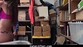 do you believe this suspect is hiding goods on her person somewhere? - cutelifter