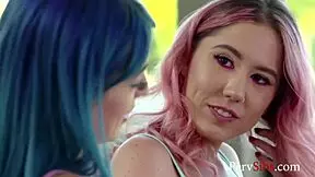 Teen Jewelz Blue And Paisley Bennett Fight Over Huge Cock In Wild Petite Threesome Ride