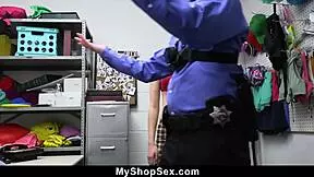 Teen caught shoplifting an expensive camera for shooting her social media videos and gets caught