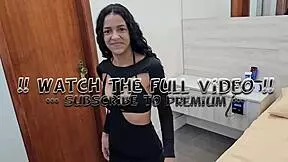 Uh, ta novinha Talitinha pustila je Jr Doidera da joj stavi u dupe koliko je hteo za njen prvi put na kanalu