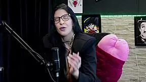 safada faz stripper mostra os peitos e a buceta após dizer que engole e brinca com o gozo - leticia braga watch on sheer red