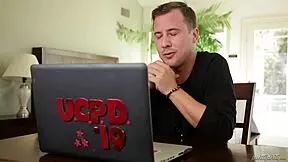 Ujel sem svojega fanta pri varanju z Ashley Adams na spletni kameri